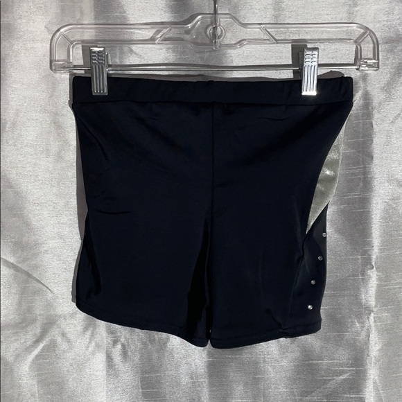 NWT bundle of 2- dance shorts - Picture 3 of 8